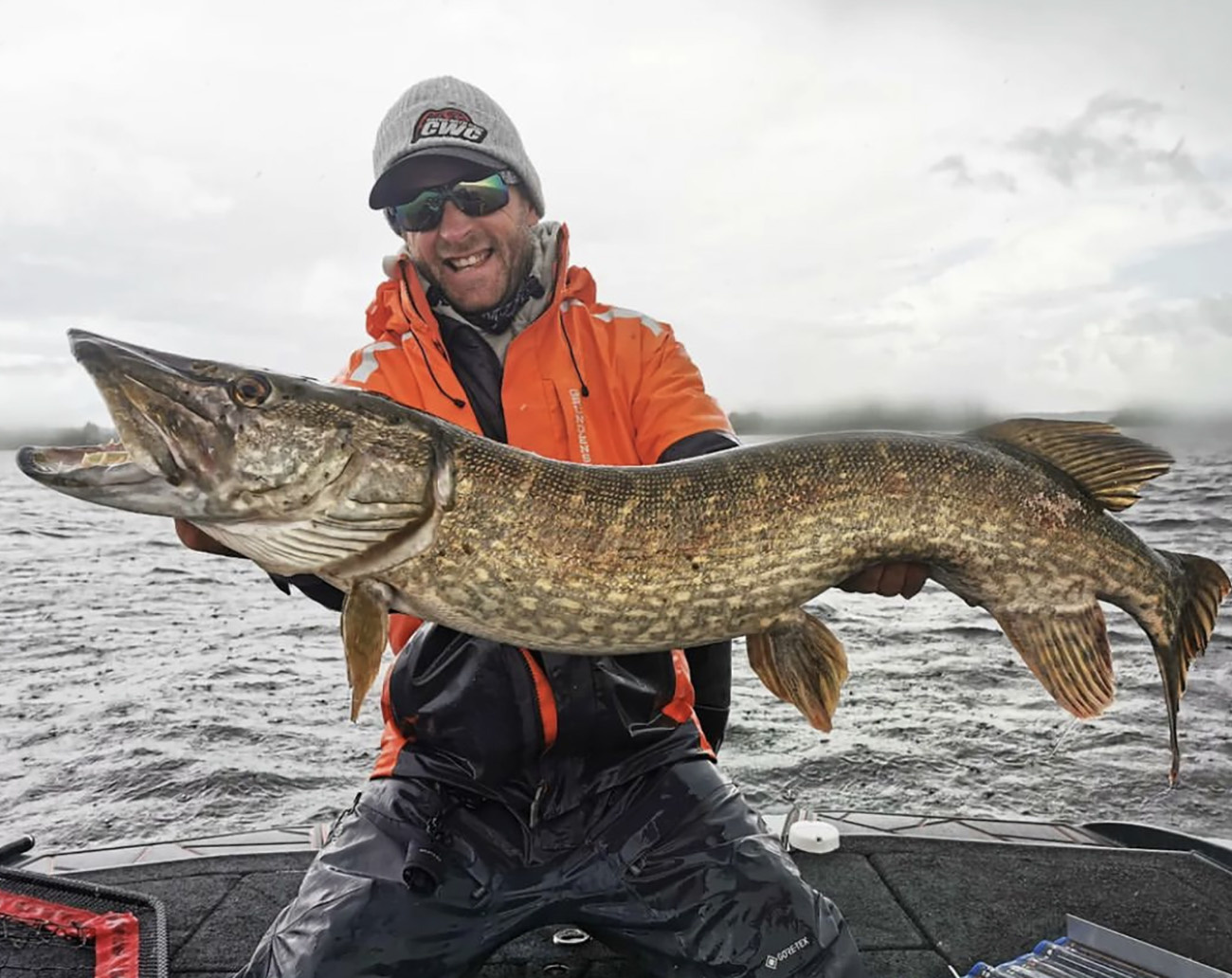 Buster Jerk II Suspending 12 cm